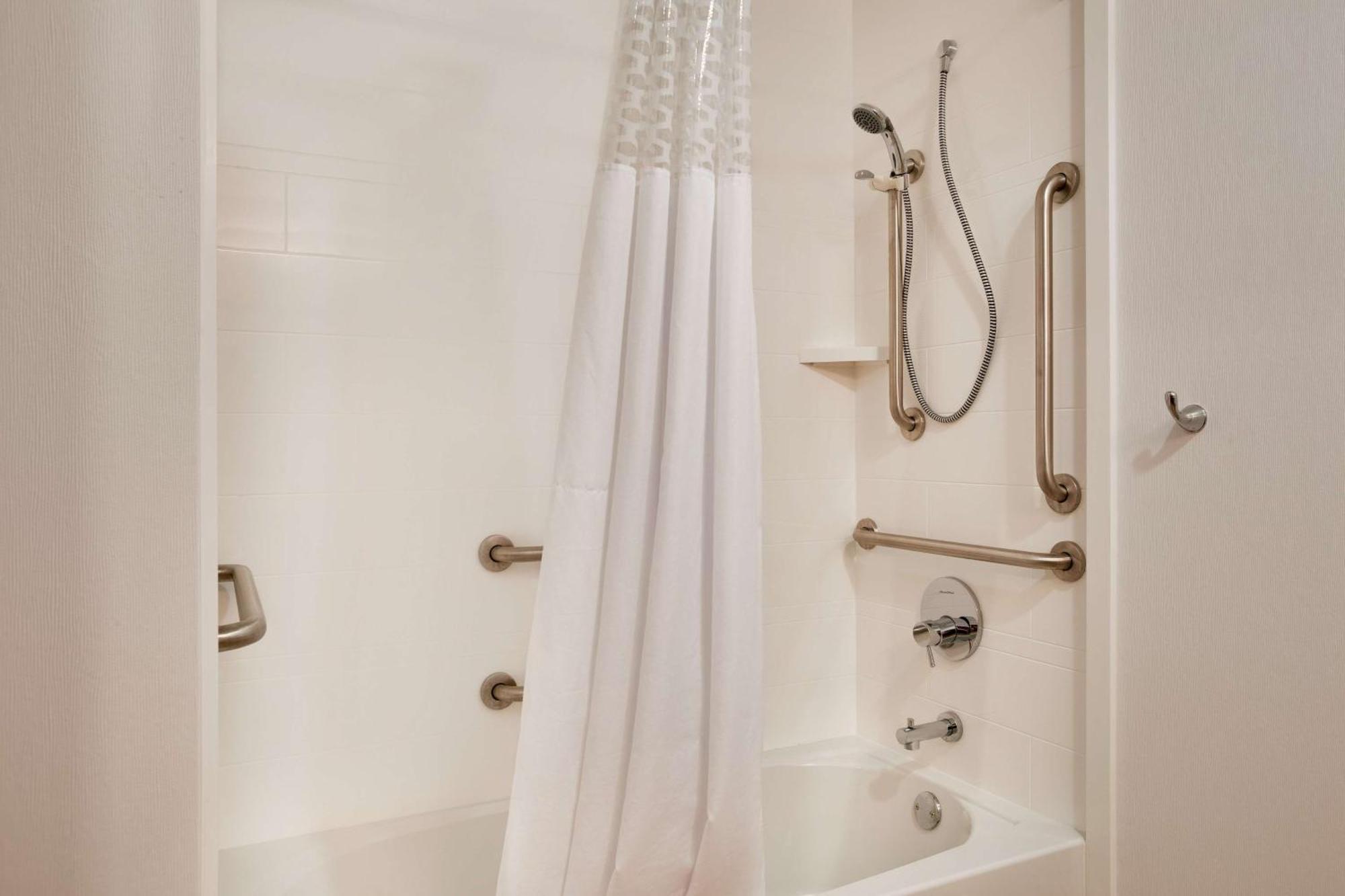 Hampton Inn & Suites Cleveland-Independence Zewnętrze zdjęcie